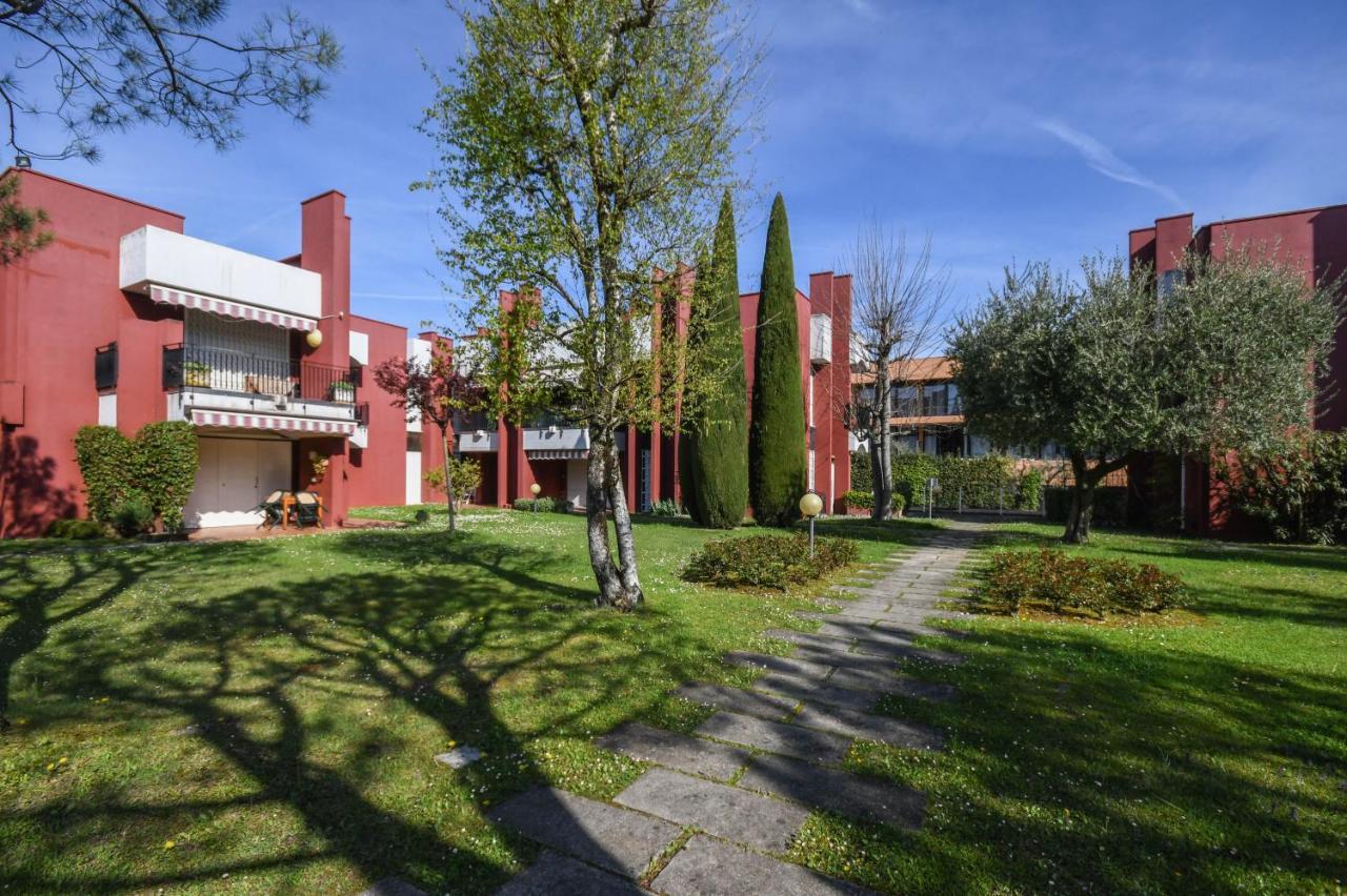 Holiday Sirmione Apartments Kültér fotó